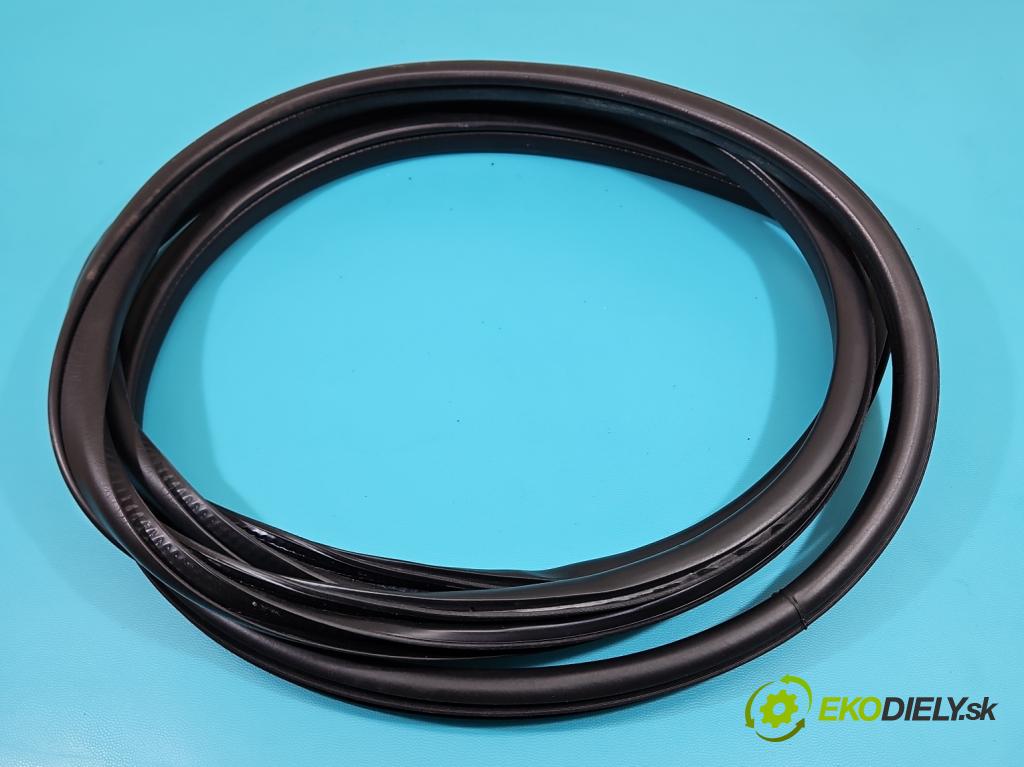 Infiniti QX60 2012- 3.5 V6 265KM automatic 195 kW 3498 cm3 5- Těsnění: dveře zadní levé  (Karoserie ostatní)