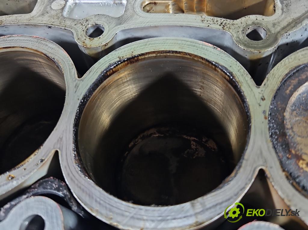 Toyota Aygo II 2014-2022 1.0 vvti 69KM manual 51 kW 998 cm3 5- Blok motoru 1KR (Blok motoru)