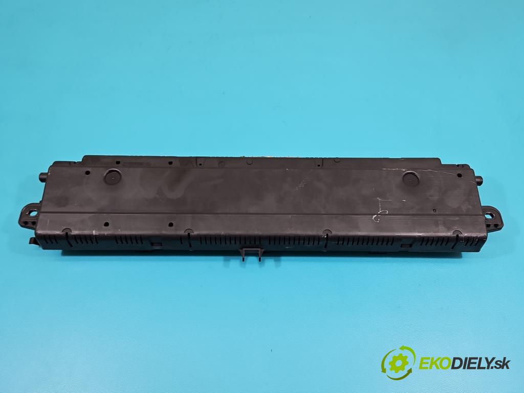 Renault Scenic II 2003-2009 1.5 dci 106 HP manual 78 kW 1461 cm3 5- prístrojovka/ budíky P8200494955A (Prístrojová doska)