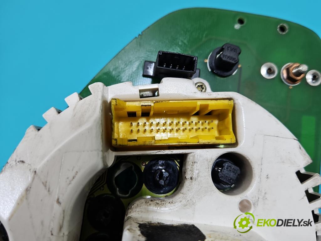 Audi A4 B5 1994-2001 1.9 tdi 110 HP manual 81 kW 1896 cm3 5- prístrojovka/ budíky 8D0919034EX (Prístrojová doska)