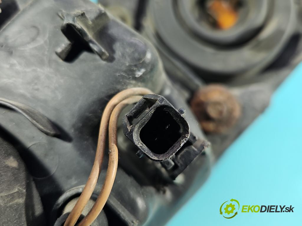 Mitsubishi Galant VIII 1993-2003 2.0 16V 133 hp manual 98 kW 1997 cm3 4- světlo levý  (Klika dveří ostatní)