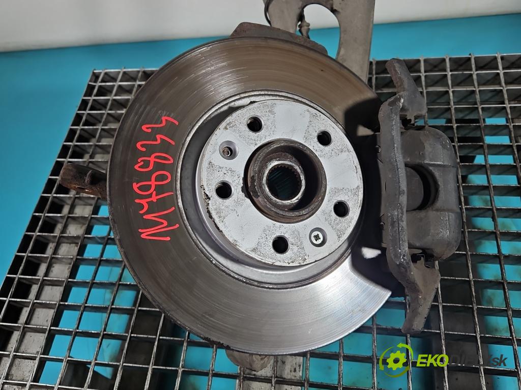 Peugeot 407 1,8.0 16V 116 hp manual 85 kW 1749 cm3 5- náboj pravé  (Náboje)