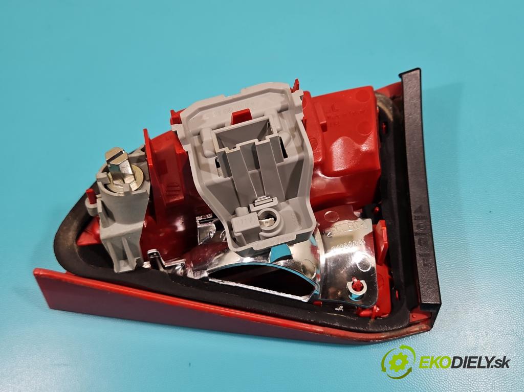 Audi A4 B8 2007-2015 3.0 tdi 239KM automatic 176 kW 2967 cm3 5- svetlo / reflektor zadné ľavé 8K9945093B (Kľučka dverí ostatné)