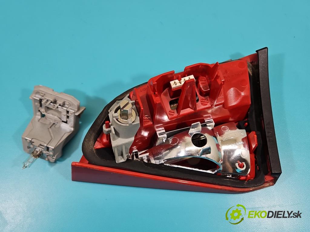 Audi A4 B8 2007-2015 3.0 tdi 239KM automatic 176 kW 2967 cm3 5- svetlo / reflektor zadné ľavé 8K9945093B (Kľučka dverí ostatné)