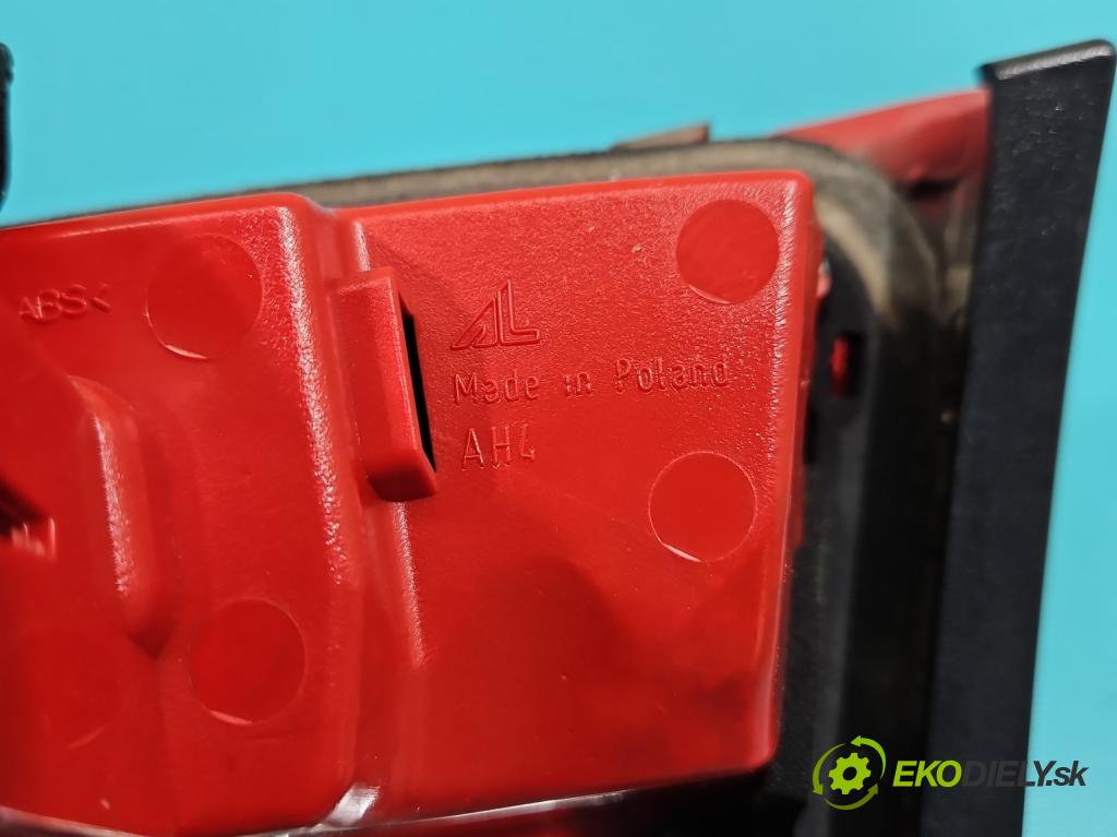 Audi A4 B8 2007-2015 3.0 tdi 239KM automatic 176 kW 2967 cm3 5- svetlo / reflektor zadné ľavé 8K9945093B (Kľučka dverí ostatné)