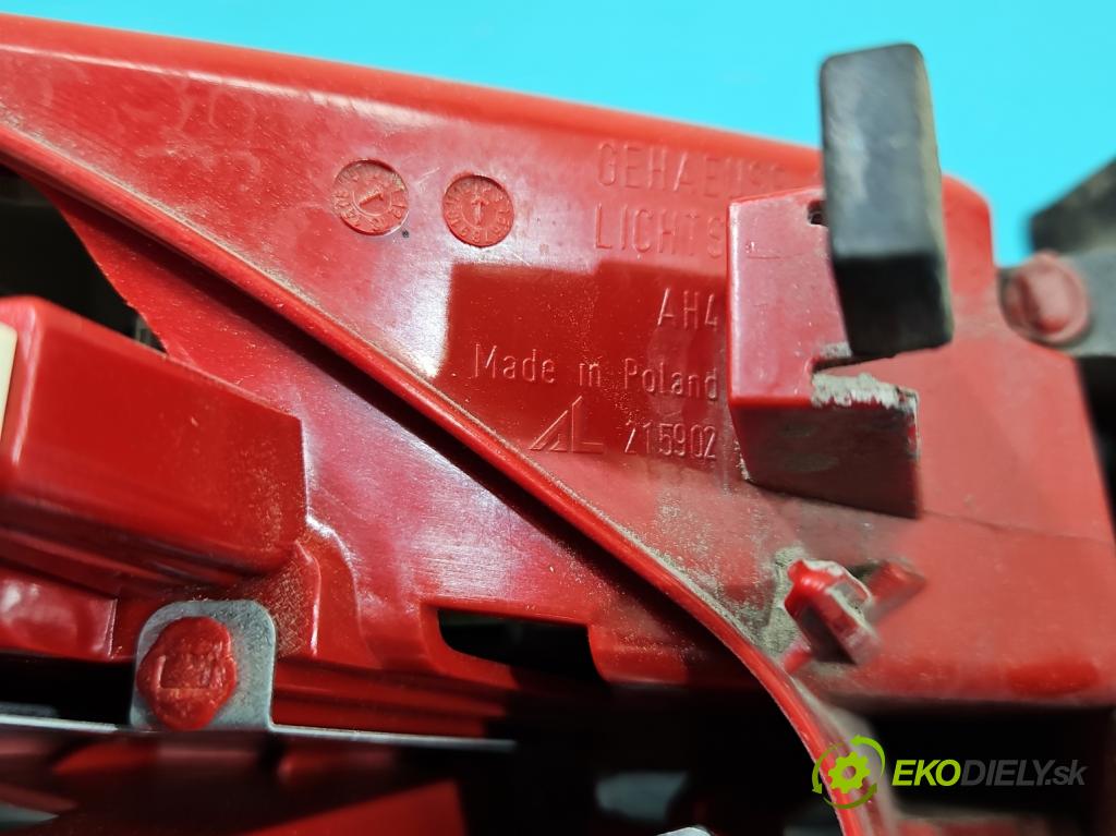 Audi A4 B8 2007-2015 3.0 tdi 239KM automatic 176 kW 2967 cm3 5- svetlo / reflektor zadné pravé 8K9945096B (Kľučka dverí ostatné)