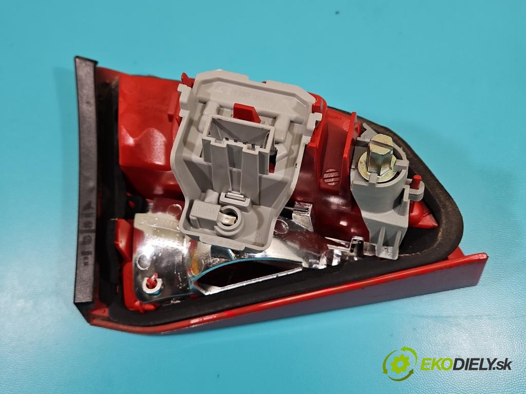 Audi A4 B8 2007-2015 3.0 tdi 239KM automatic 176 kW 2967 cm3 5- svetlo / reflektor zadné pravé 8K9945094B (Kľučka dverí ostatné)