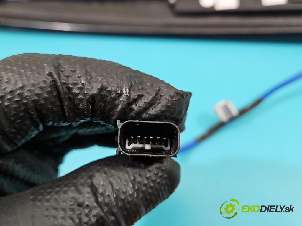 Ford Fusion USA 2012-2020 2.0 EcoBoost: 239KM automatic 176 kW 1999 cm3 4- Zobrazit: DG9T-14A626-AD (Prístrojová doska)