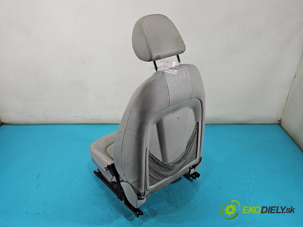 Audi A4 B8 2007-2015 3.0 tdi 239KM automatic 176 kW 2967 cm3 5- sedačke: komplet