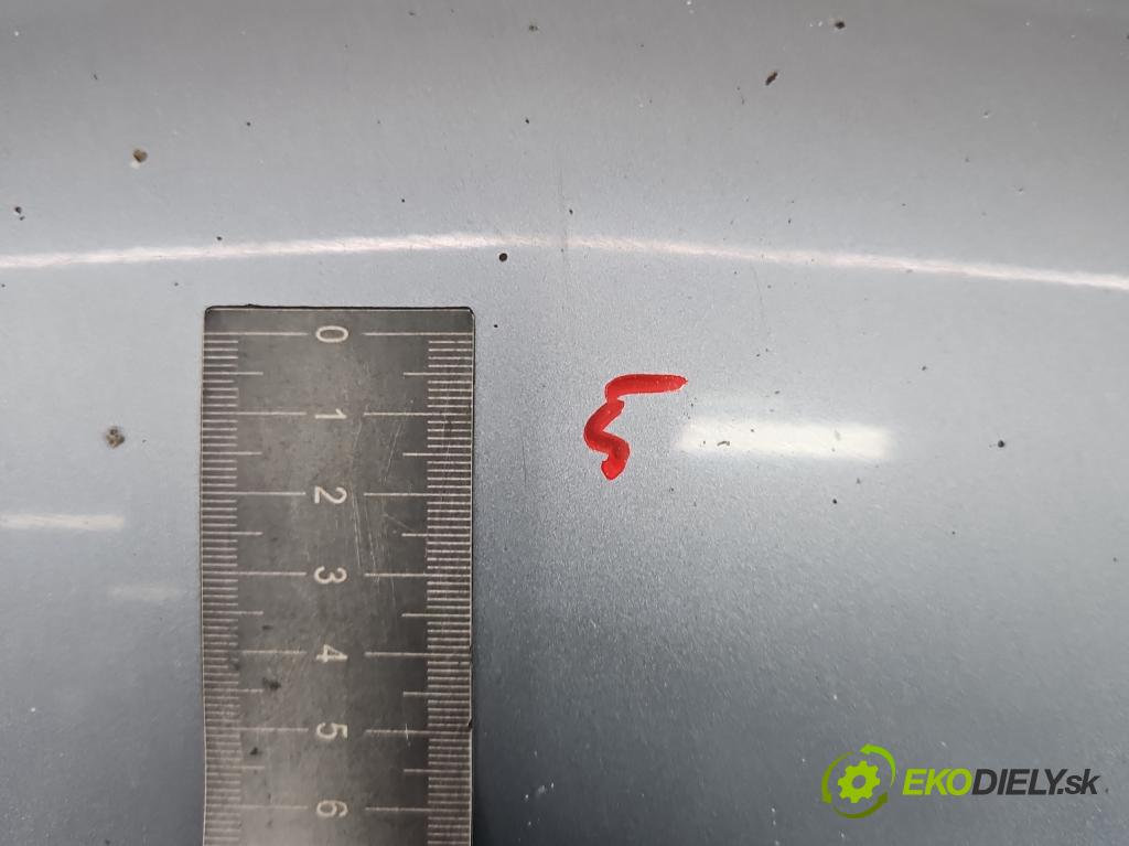 Opel Corsa C 2000-2006 1,3.0 cdti 69KM manual 51 kW 1248 cm3 3- kapota predná