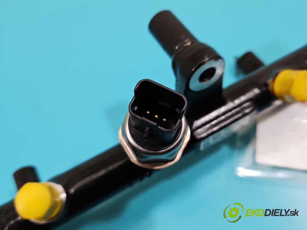 Ford Focus Mk3 2010-2018 2.0 tdci 116 HP automatic 85 kW 1997 cm3 5- lišta vstrekovacia 9681909680 (Vstrekovacia lišta)