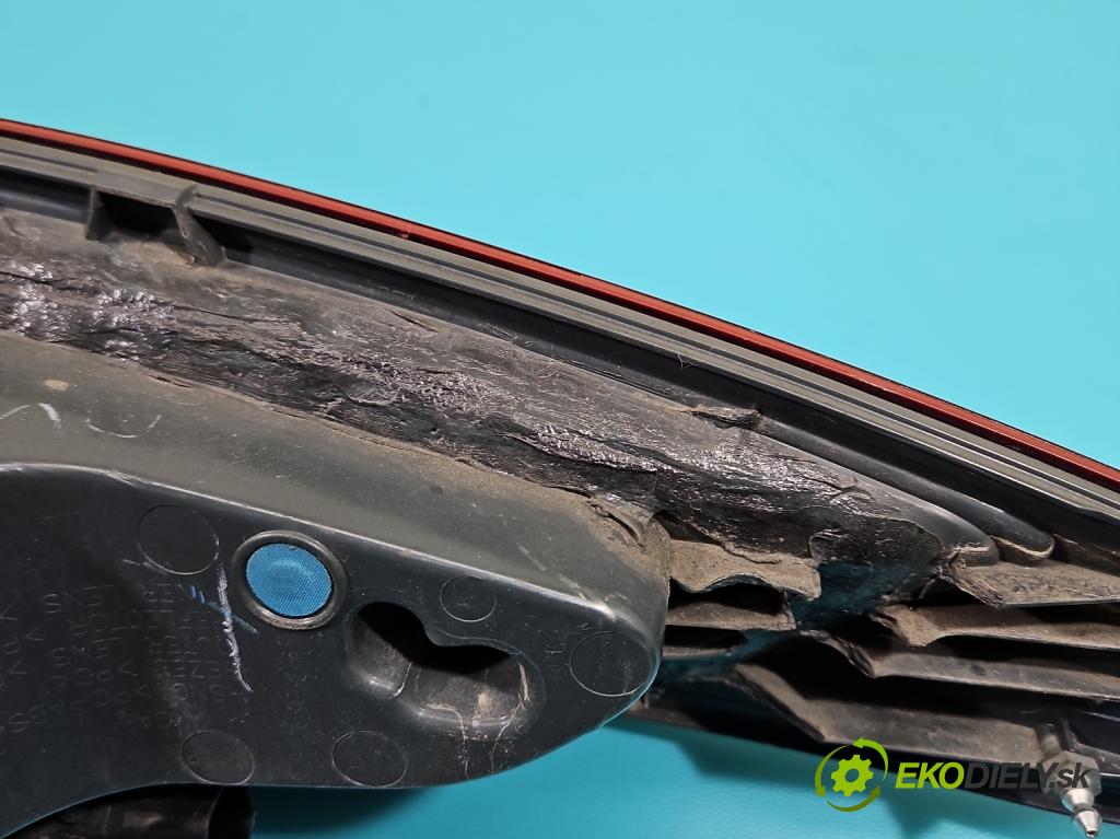 Ford Fusion USA 2012-2020 2.0 EcoBoost: 239KM automatic 176 kW 1999 cm3 4- svetlo / reflektor zadné ľavé DS73-13405-BH (Kľučka dverí ostatné)