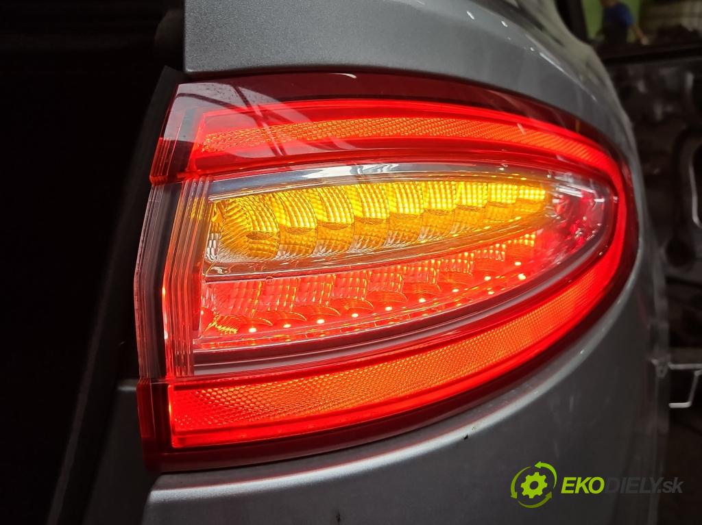 Ford Fusion USA 2012-2020 2.0 EcoBoost: 239KM automatic 176 kW 1999 cm3 4- svetlo / reflektor zadné pravé  (Kľučka dverí ostatné)