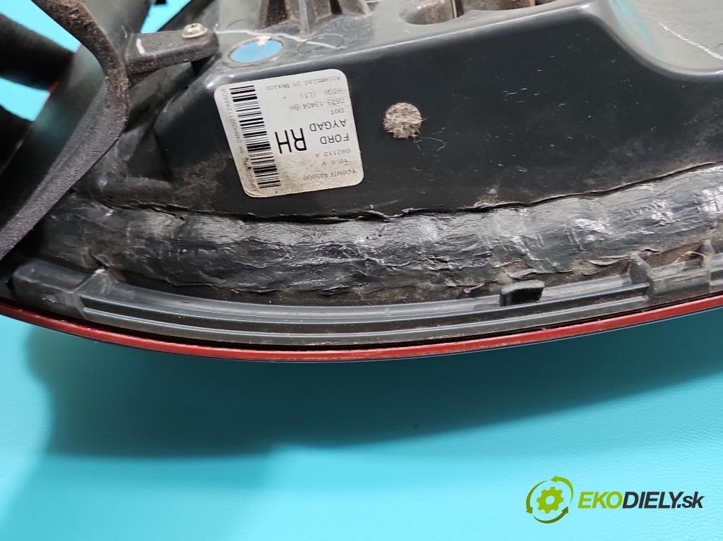 Ford Fusion USA 2012-2020 2.0 EcoBoost: 239KM automatic 176 kW 1999 cm3 4- svetlo / reflektor zadné pravé  (Kľučka dverí ostatné)