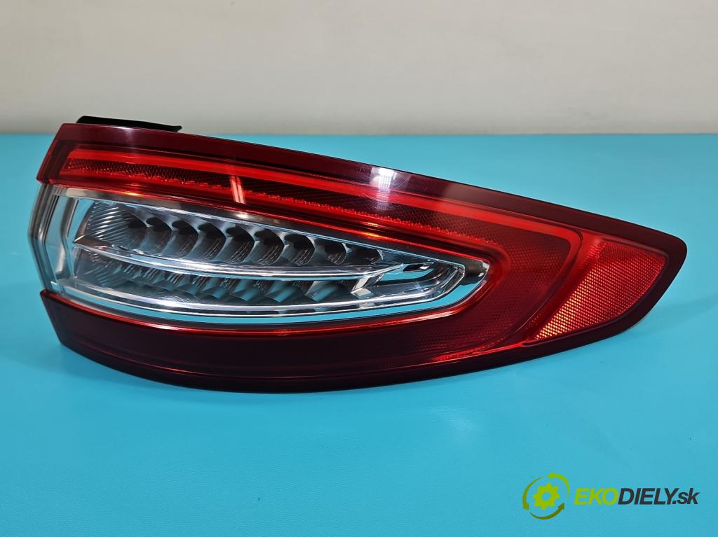 Ford Fusion USA 2012-2020 2.0 EcoBoost: 239KM automatic 176 kW 1999 cm3 4- svetlo / reflektor zadné pravé  (Kľučka dverí ostatné)