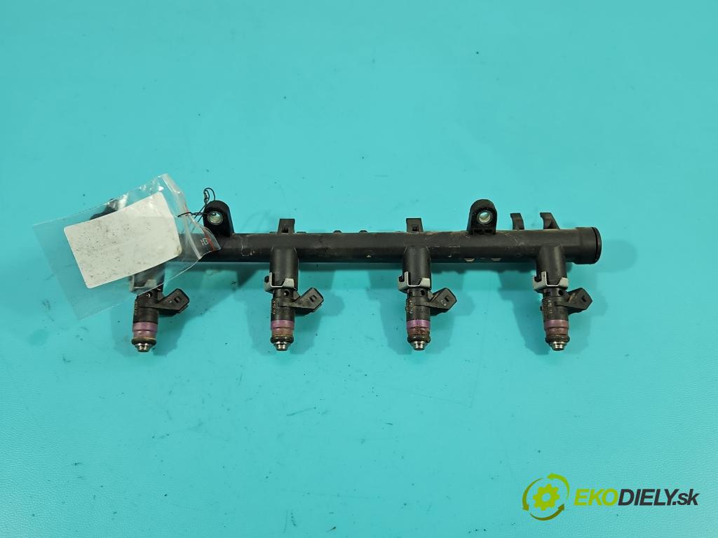 Renault Megane III 2008-2016 1.6 16V 101 HP manual 74 kW 1598 cm3 5- vstrek 8200135504 (Vstrekovač paliva)