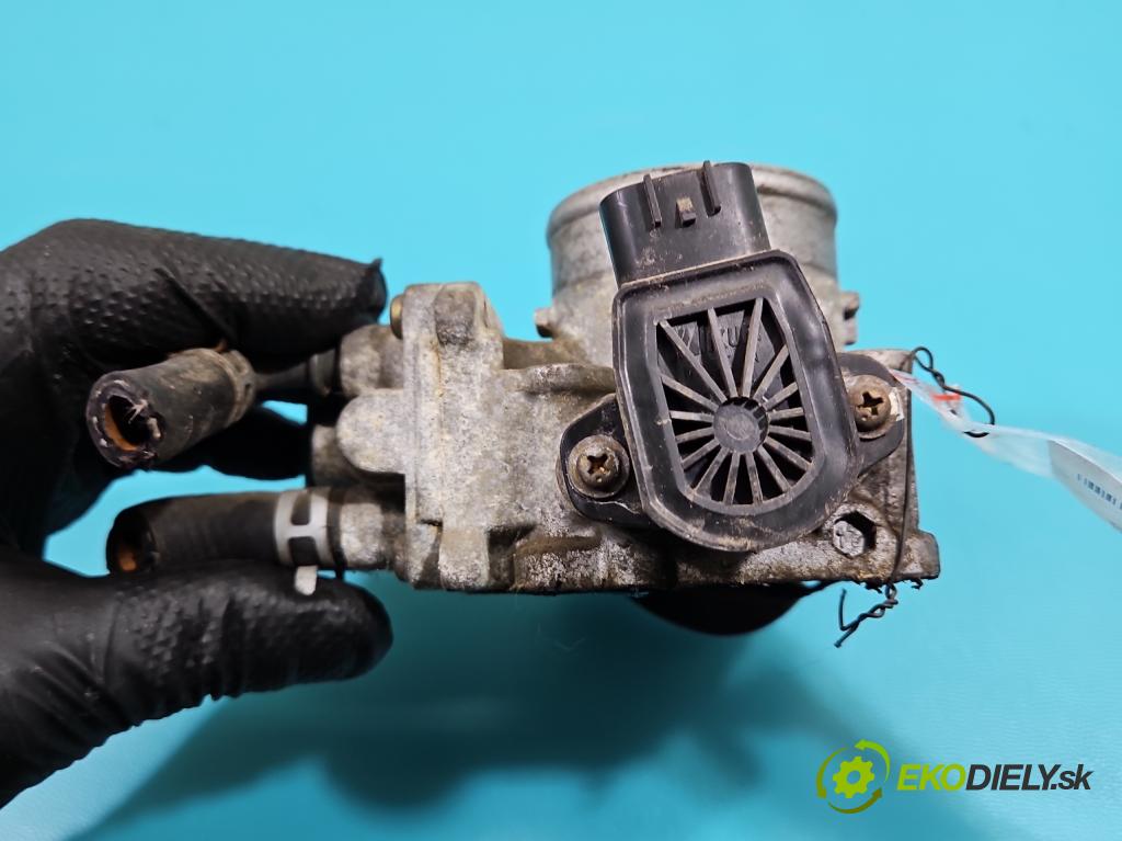 Suzuki Liana 1.6 16V 103 HP manual 76 kW 1586 cm3 5- klapka A050-901 (Škrtiaca klapka)