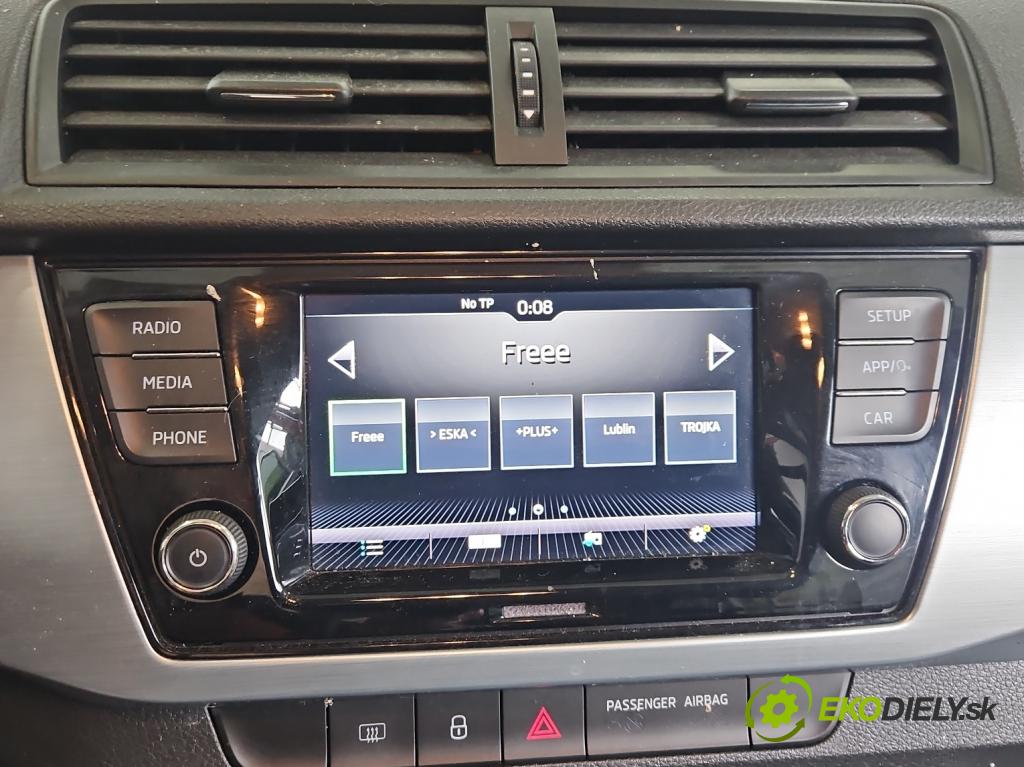Skoda Fabia III 2014- 2021 1.0 MPI 60 HP manual 44 kW 999 cm3 5- Radio originál 6V0035871H