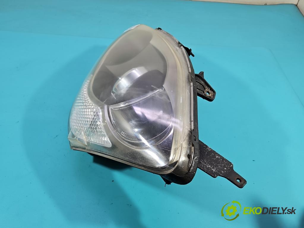 Honda Civic VII 2000-2006 1.4 16V 90 hp manual 66 kW 1396 cm3 5- světlo levý  (Klika dveří ostatní)