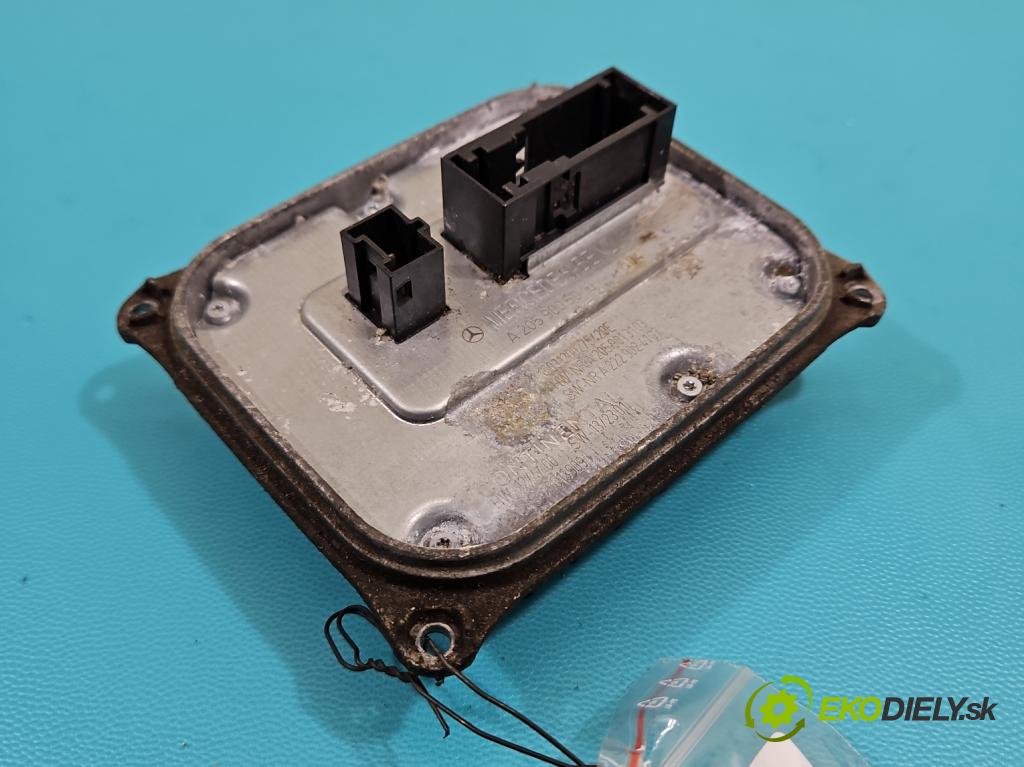 Mercedes C W205 2014–2021 2.0 16V 184hp automatic 135 kW 1991 cm3 4- střídač: xenon A2059005010 (Riadiaca jednotka xenónu)