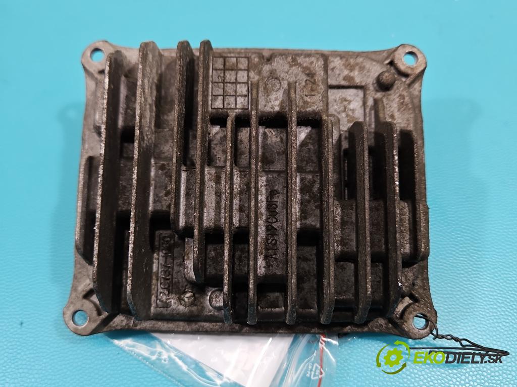 Mercedes C W205 2014–2021 2.0 16V 184hp automatic 135 kW 1991 cm3 4- střídač: xenon A2059005010 (Riadiaca jednotka xenónu)