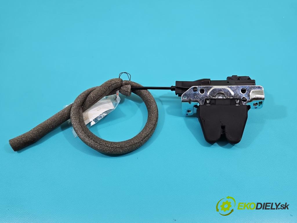 Mercedes C W205 2014–2021 2.0 16V 184hp automatic 135 kW 1991 cm3 4- zámok kufrové dvere zadné A2047500485