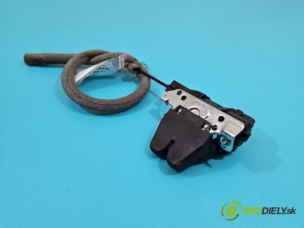 Mercedes C W205 2014–2021 2.0 16V 184hp automatic 135 kW 1991 cm3 4- zámok kufrové dvere zadné A2047500485