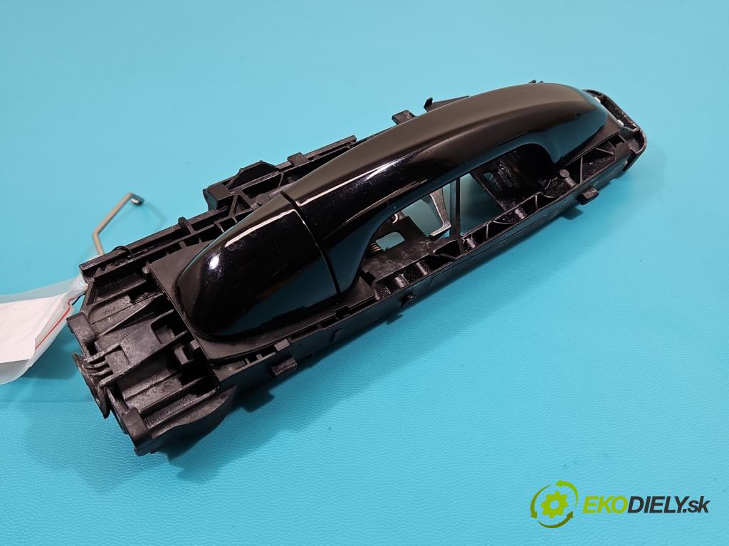 Mercedes C W205 2014–2021 2.0 16V 184hp automatic 135 kW 1991 cm3 4- rukoväť predné ľavé mimo: A0997601500 (Kľučka dverí vonkajšia predná ľavá)