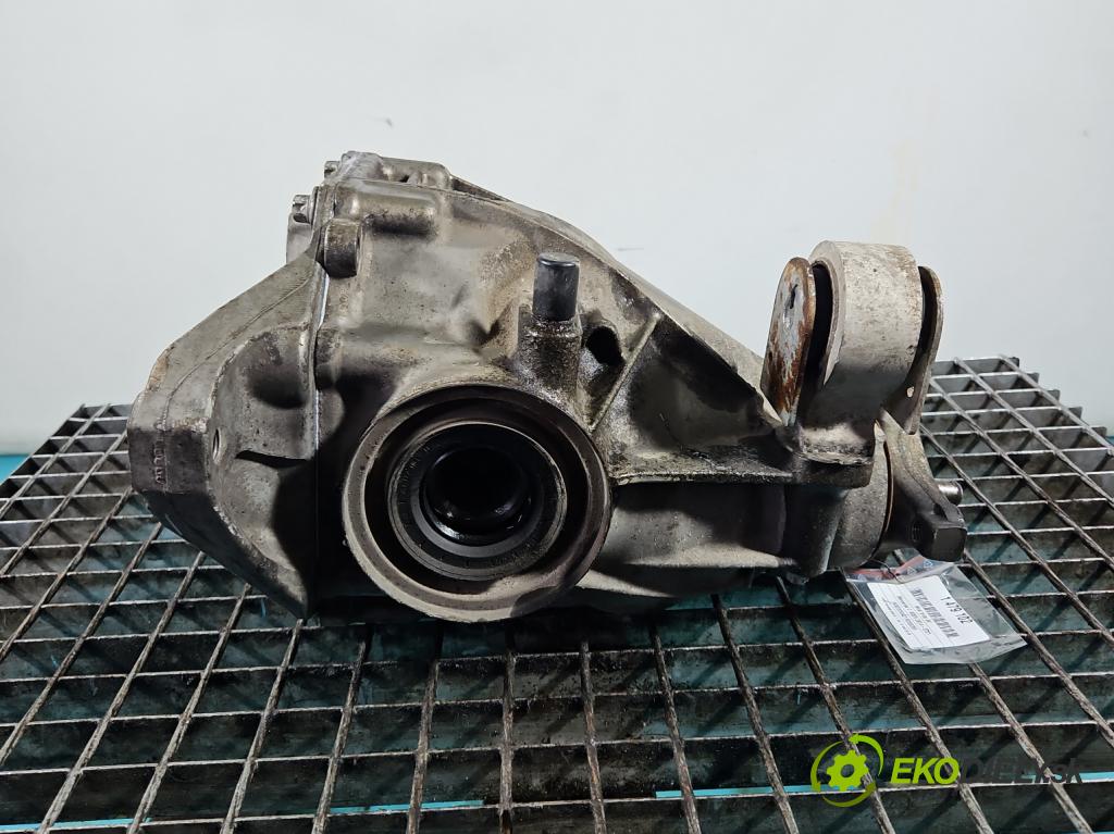 Mercedes C W205 2014–2021 2.0 16V 184hp automatic 135 kW 1991 cm3 4- Most: zadní: A2053510008