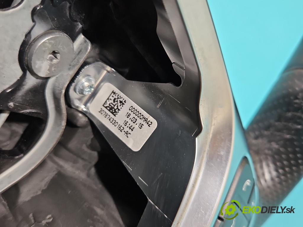 Mercedes C W205 2014–2021 2.0 16V 184 hp automatic 135 kW 1991 cm3 4- volant  (Volant)