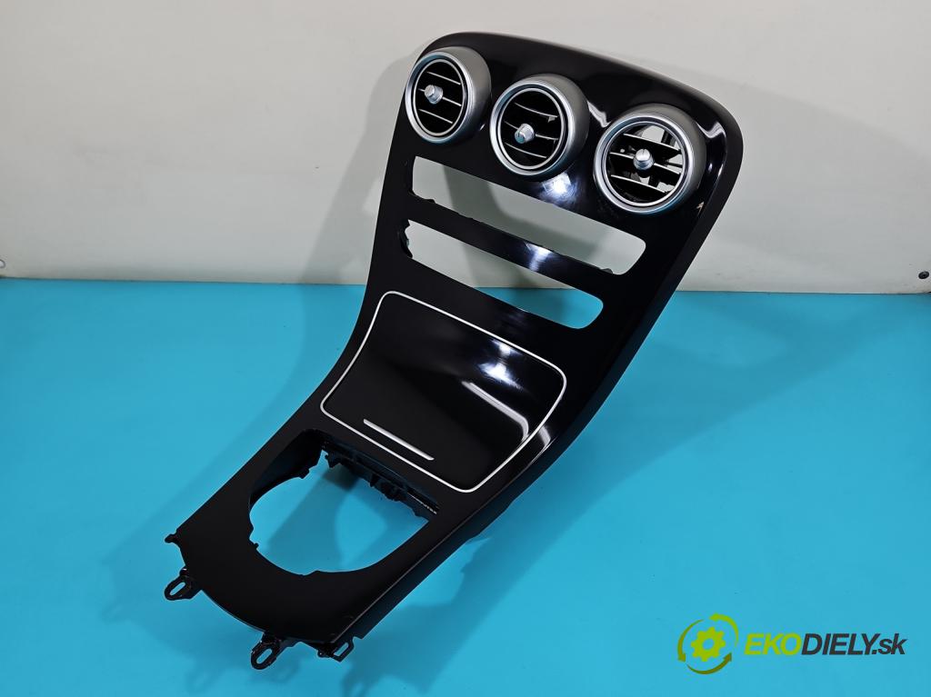 Mercedes C W205 2014–2021 2.0 16V 184hp automatic 135 kW 1991 cm3 4- Mřížka: kúrenia stredová A2056801005Q1 (Mriežka kúrenia (fukár))