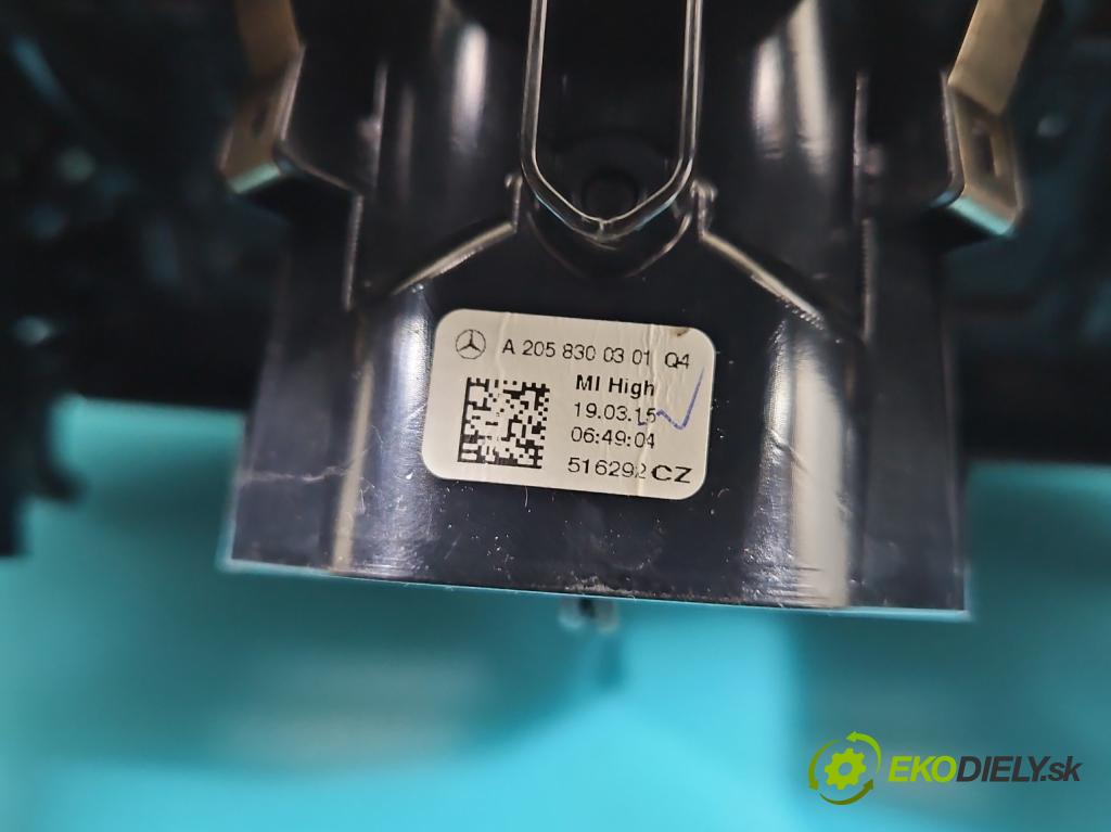 Mercedes C W205 2014–2021 2.0 16V 184hp automatic 135 kW 1991 cm3 4- Mřížka: kúrenia stredová A2056801005Q1 (Mriežka kúrenia (fukár))