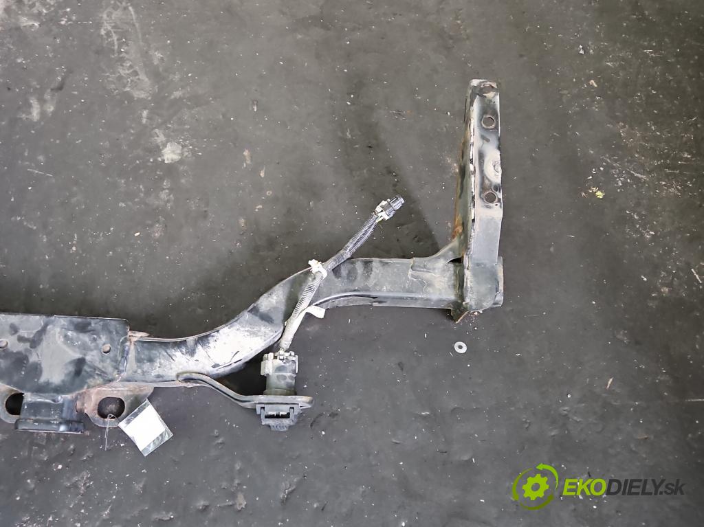 Infiniti QX60 2012- 3.5 V6 265KM automatic 195 kW 3498 cm3 5- oko tažné  (Tažné zařízení)