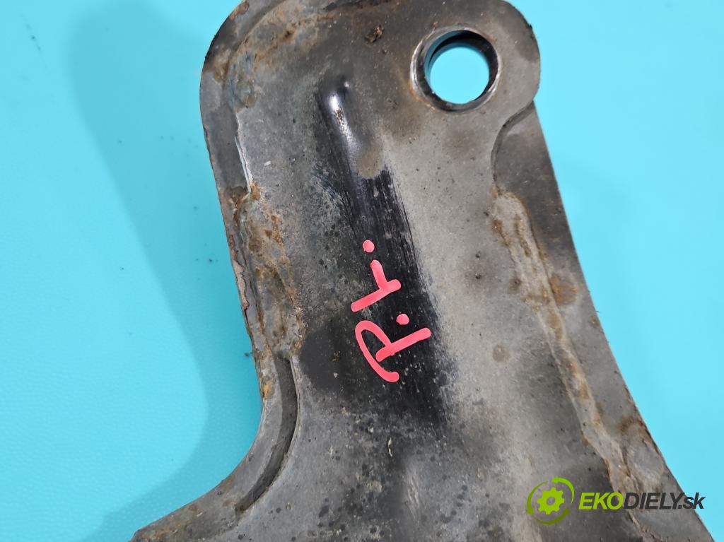 Infiniti QX60 2012- 3.5 V6 265KM automatic 195 kW 3498 cm3 5- Upevnění: