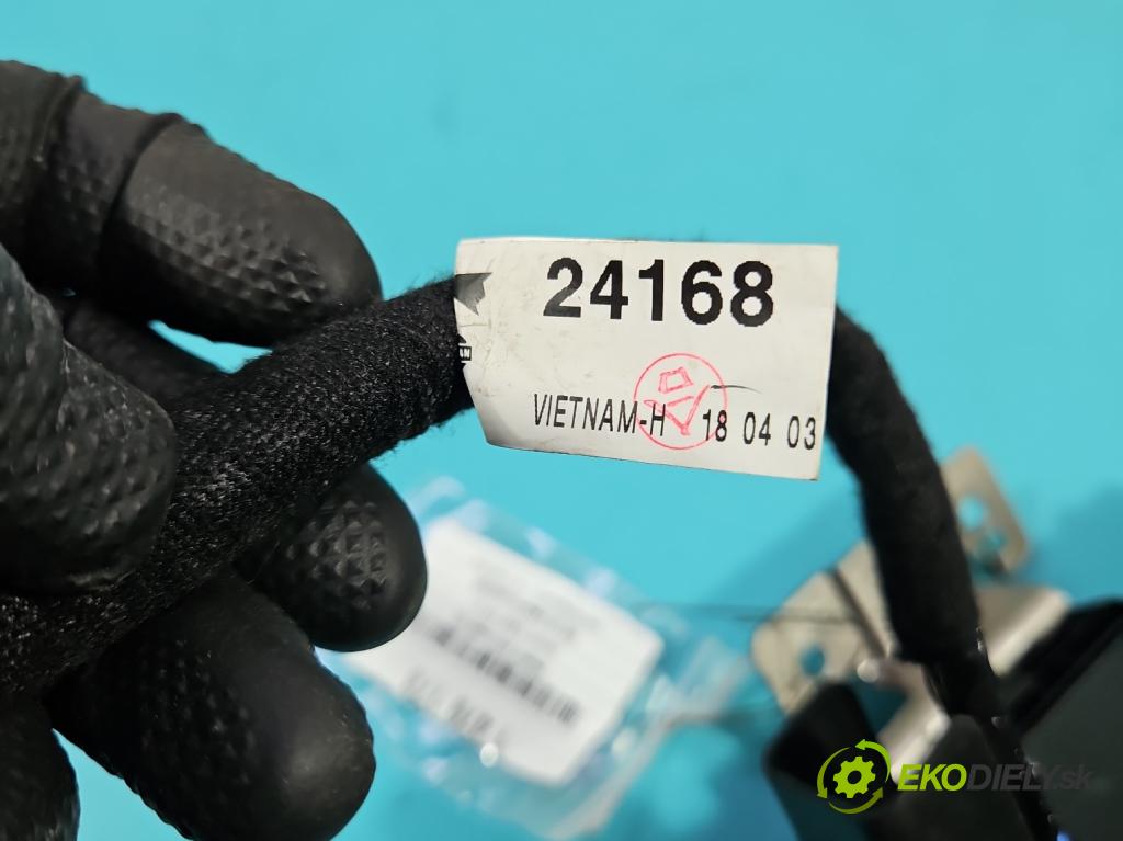 Infiniti QX60 2012- 3.5 V6 265KM automatic 195 kW 3498 cm3 5- skříňka pojistková 7154-7138-30 (Pojistková skříňka)