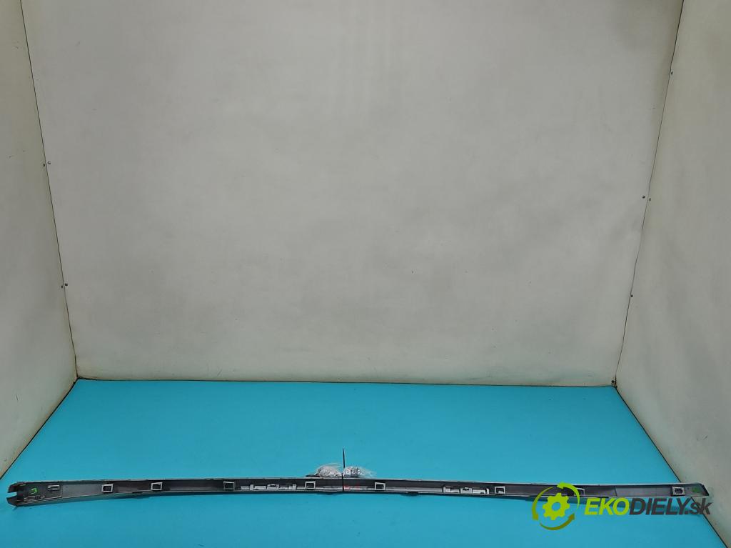 Infiniti QX60 2012- 3.5 V6 265KM automatic 195 kW 3498 cm3 5- lišta střecha: pravé