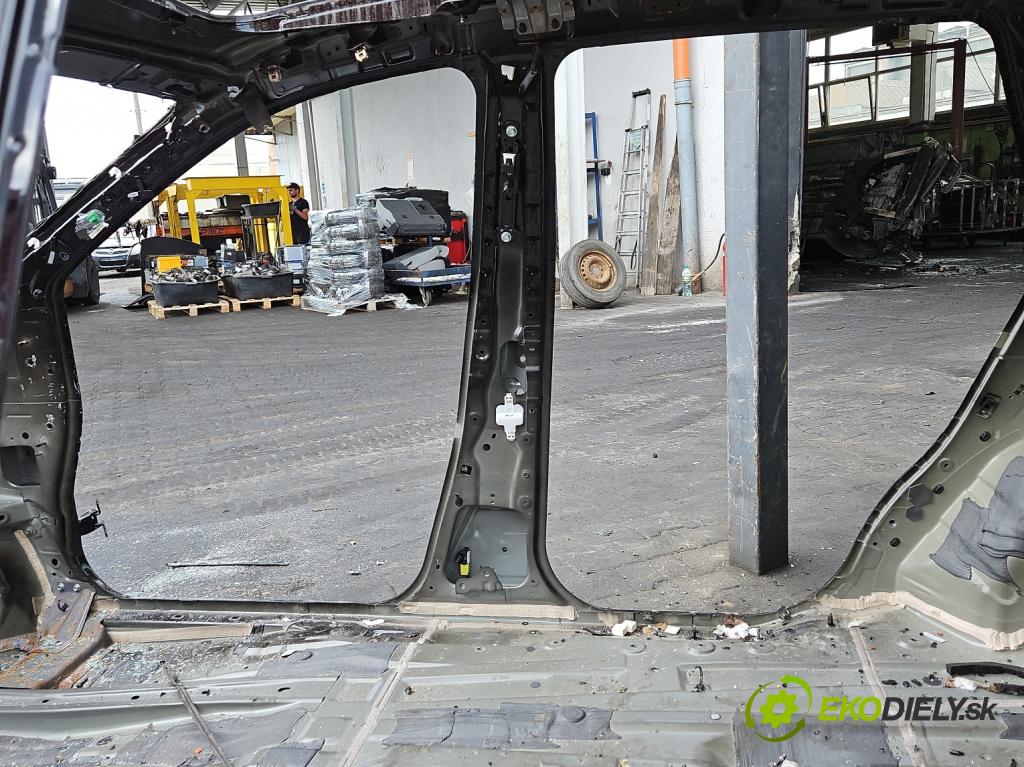Infiniti QX60 2012- 3.5 V6 265KM automatic 195 kW 3498 cm3 5- Práh: pravý  (Karoséria ostatné)