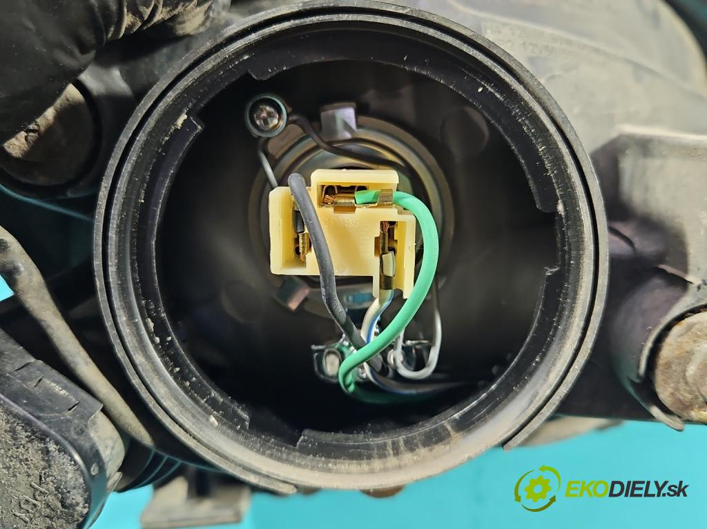 Hyundai Tucson I 2004-2009 2.0 16V 141 hp manual 104 kW 1975 cm3 5- světlo levý 92101-2EXXX (Klika dveří ostatní)