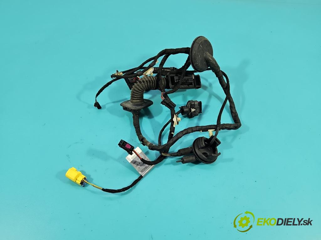 Audi A4 B8 2007-2015 3.0 tdi 239KM automatic 176 kW 2967 cm3 5- Zväzok: dvere predné pravých 8K0971030AE