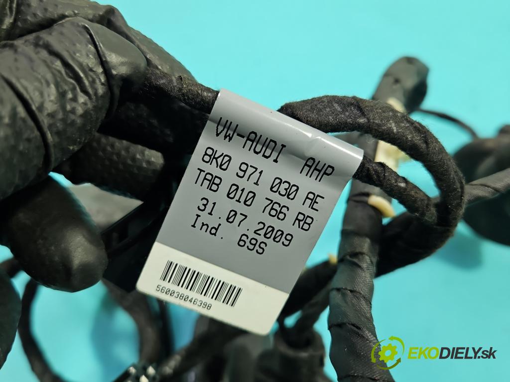 Audi A4 B8 2007-2015 3.0 tdi 239KM automatic 176 kW 2967 cm3 5- Zväzok: dvere predné pravých 8K0971030AE