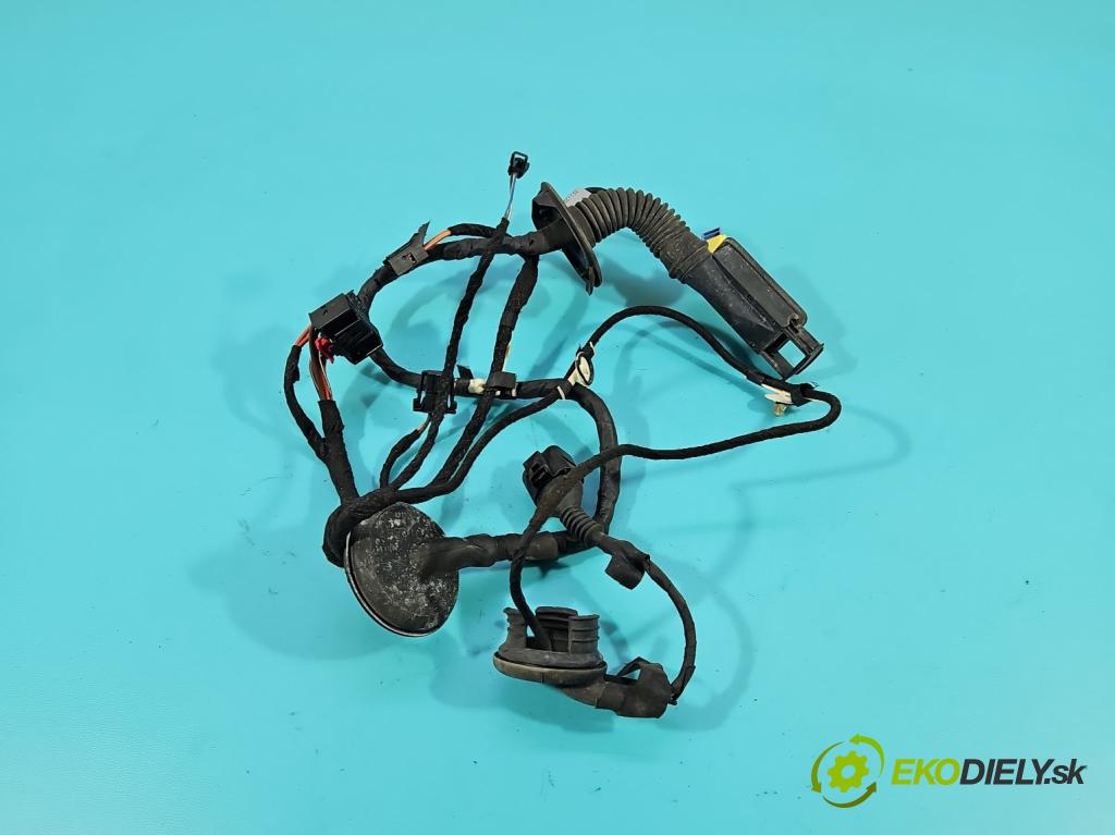 Audi A4 B8 2007-2015 3.0 tdi 239KM automatic 176 kW 2967 cm3 5- Zväzok: dvere predné vľavo: 8K0971029AE