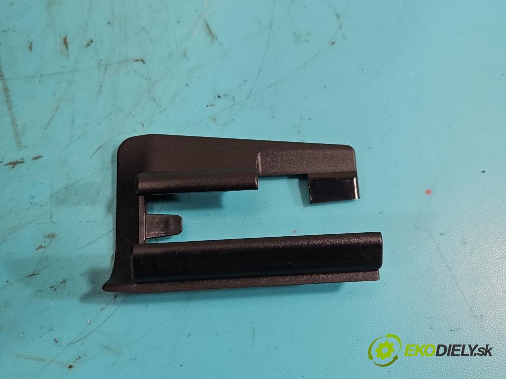 Mercedes C W205 2014–2021 2.0 16V 184 hp automatic 135 kW 1991 cm3 4- sedačke: komplet