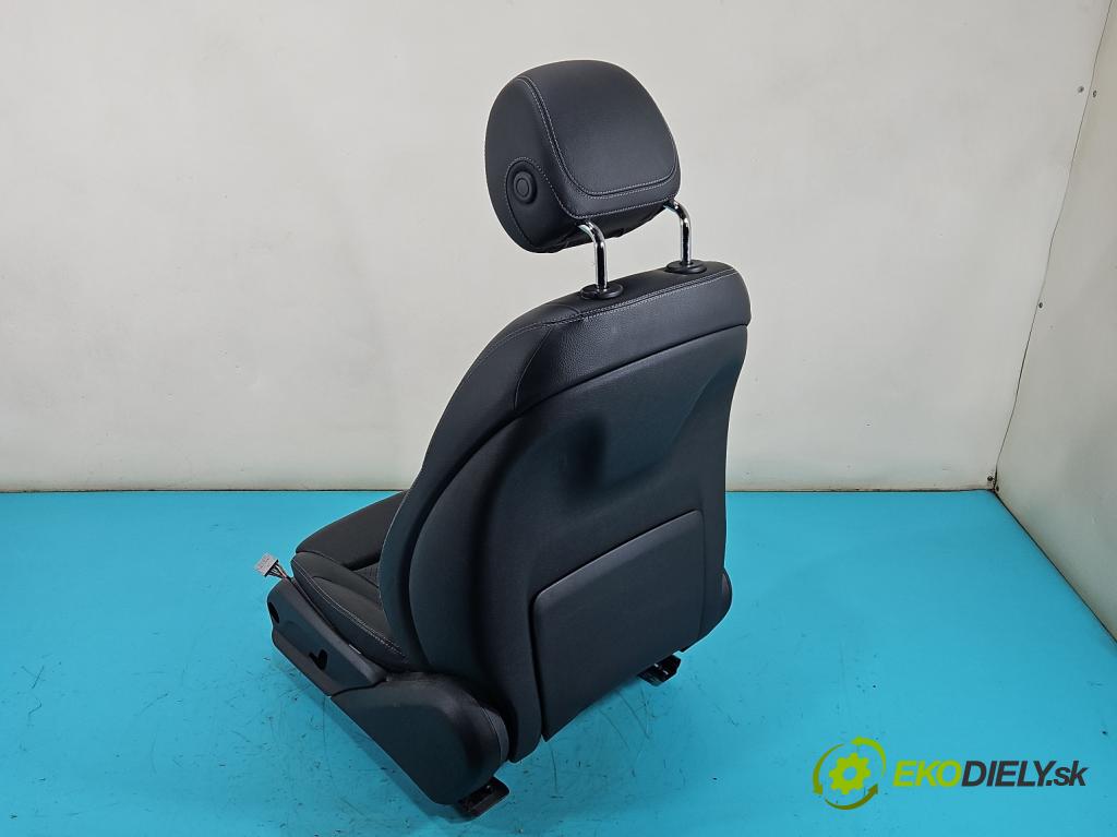 Mercedes C W205 2014–2021 2.0 16V 184 hp automatic 135 kW 1991 cm3 4- sedačke: komplet