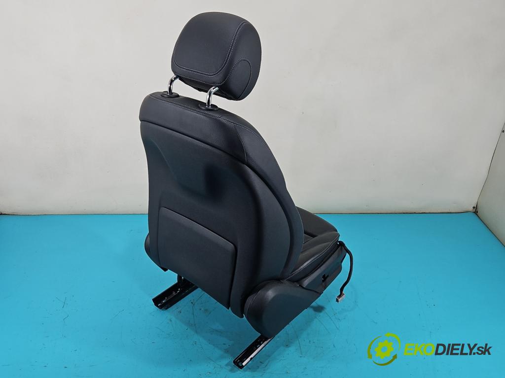 Mercedes C W205 2014–2021 2.0 16V 184 hp automatic 135 kW 1991 cm3 4- sedačke: komplet