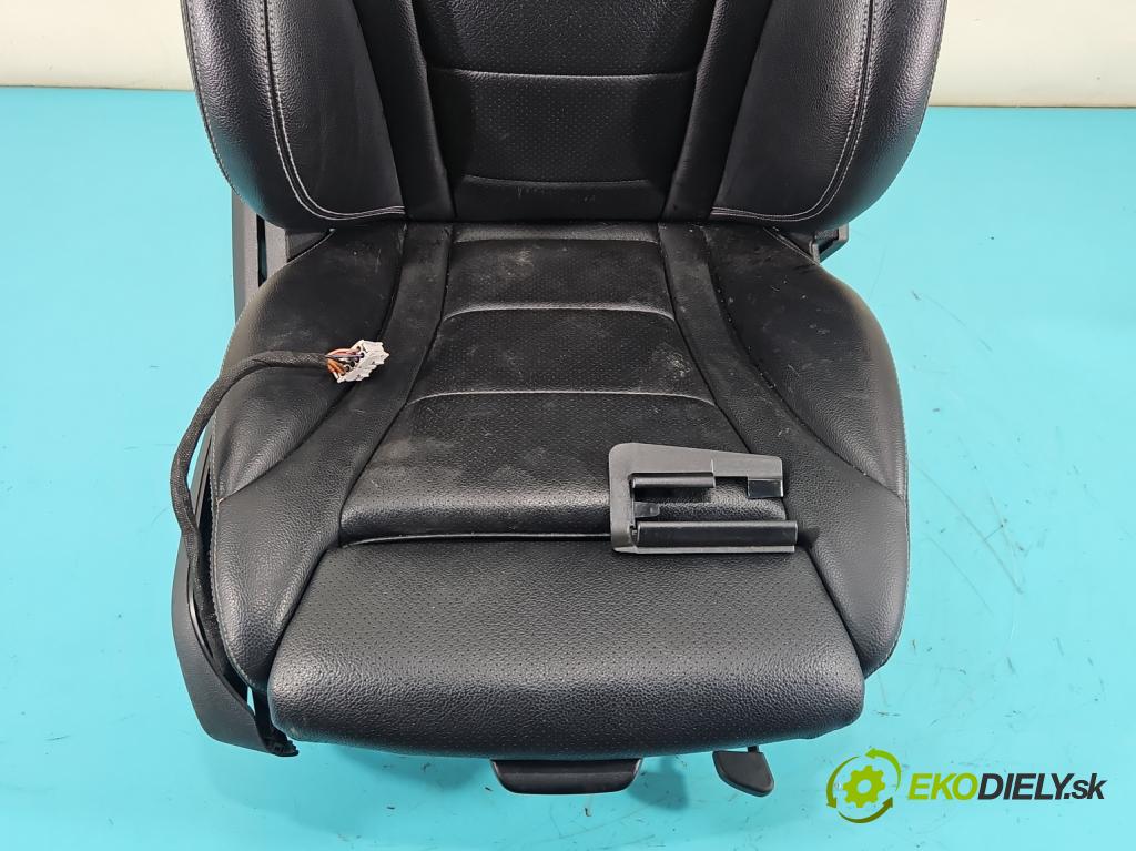 Mercedes C W205 2014–2021 2.0 16V 184 hp automatic 135 kW 1991 cm3 4- sedačke: komplet