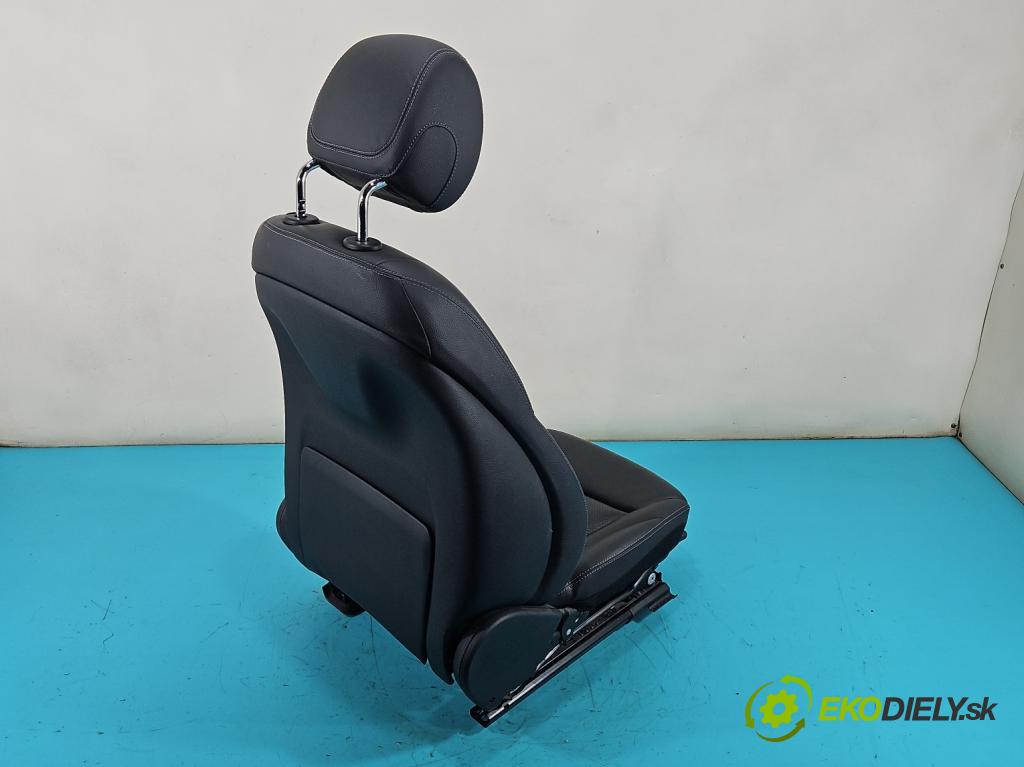 Mercedes C W205 2014–2021 2.0 16V 184 hp automatic 135 kW 1991 cm3 4- sedačke: komplet