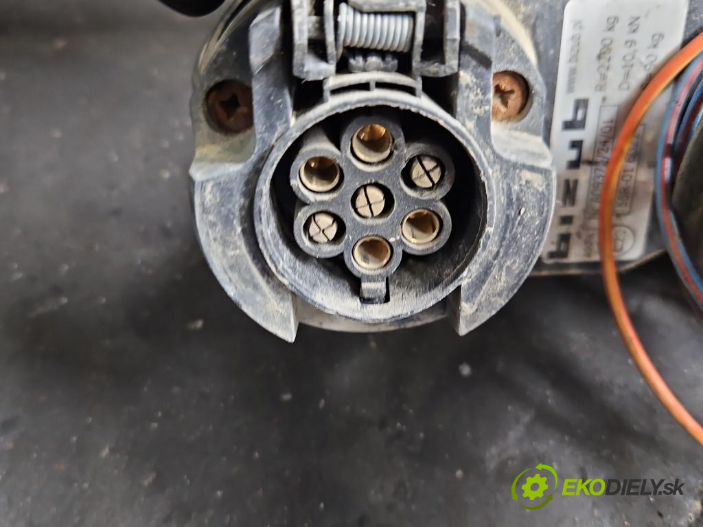 Hyundai Tucson I 2004-2009 2.0 16V 141 hp manual 104 kW 1975 cm3 5- oko tažné (Tažné zařízení)