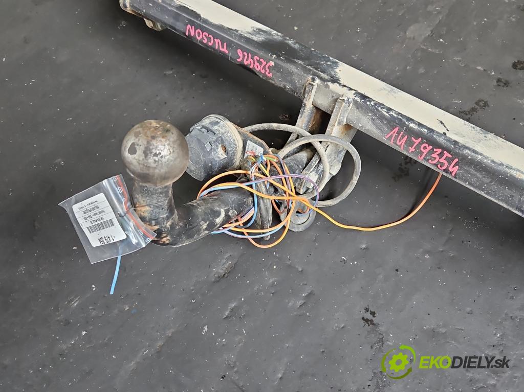 Hyundai Tucson I 2004-2009 2.0 16V 141 hp manual 104 kW 1975 cm3 5- oko tažné (Tažné zařízení)