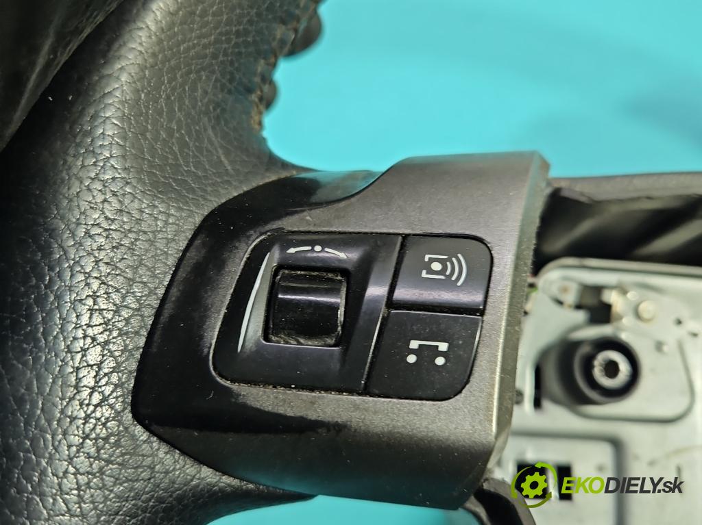 Opel Zafira B 2005-2014 1.6 16V 105 hp manual 77 kW 1598 cm3 5- volant  (Volant)