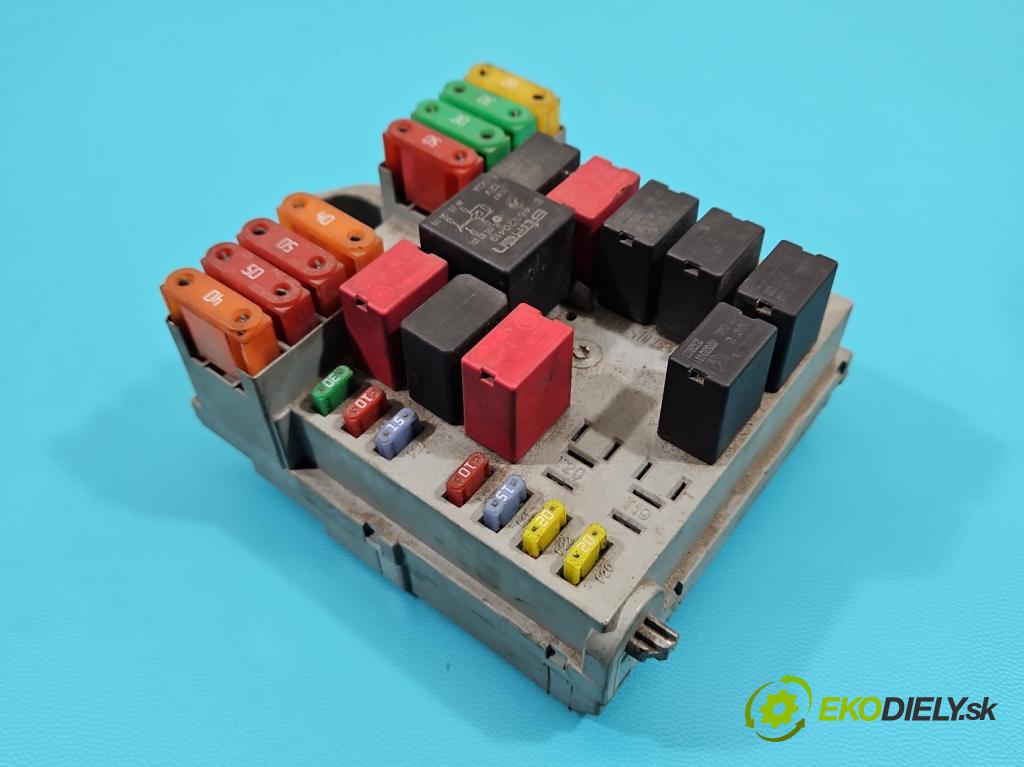 Fiat Bravo II 2007-2014 1.9 jtd 120 hp manual 88 kW 1910 cm3 5- skříňka pojistková 51775688 (Pojistková skříňka)